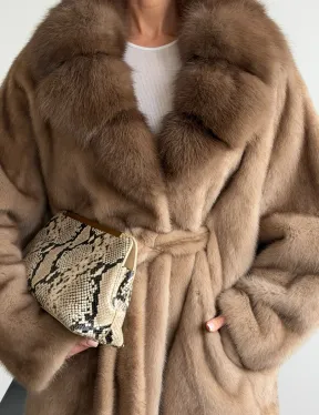 Шуба норковая с воротником куница - летучая мышь