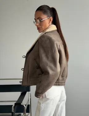 Короткая дубленка - воротник шаль