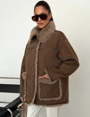 Коричневая замшевая дубленка на мехе тиградо