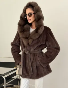 Коричневый норковый полушубок с мехом куницы