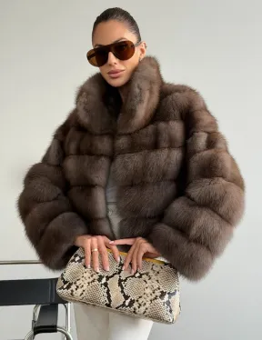 Короткая шуба из куницы - цвет трюфель