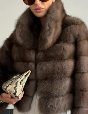 Короткая шуба из куницы - цвет трюфель