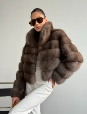 Короткая шуба из куницы - цвет трюфель