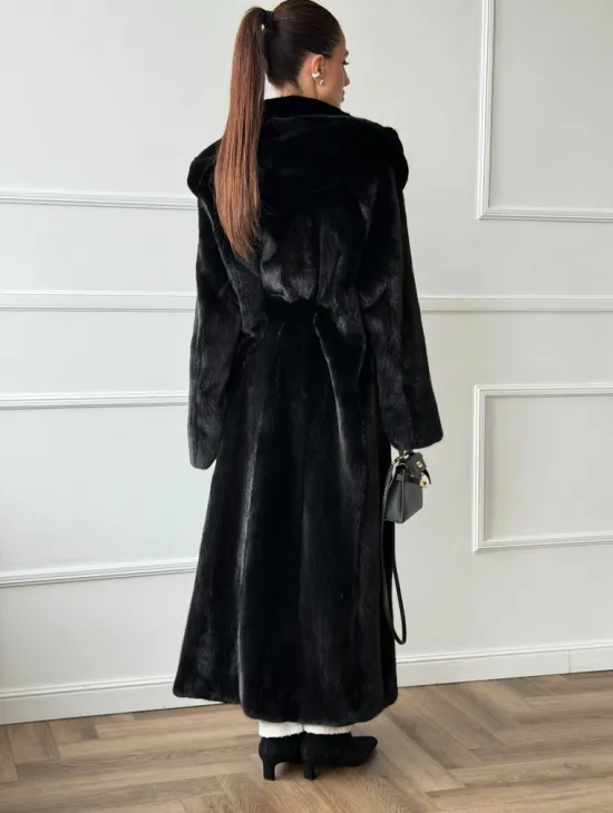 Чёрная норковая шуба модель «кимоно» с капюшоном кобра