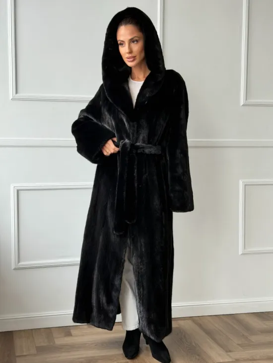 Чёрная норковая шуба модель «кимоно» с капюшоном кобра