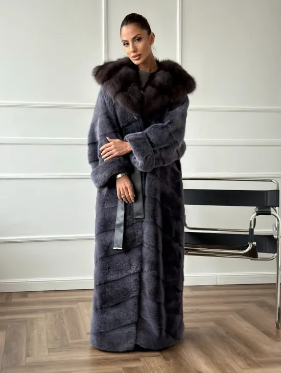 Длинная норковая шуба в пол с капюшоном куница