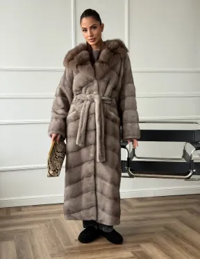 Шуба-кимоно норка в пол с капюшоном куница