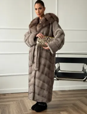 Шуба-кимоно норка в пол с капюшоном куница