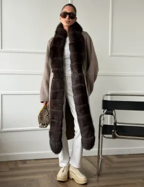 Длинное пальто с мехом финского песца