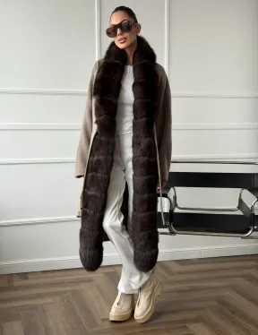 Длинное пальто с мехом финского песца