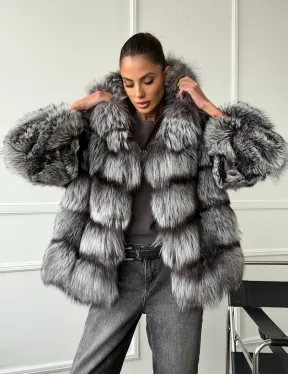 Шуба из меха чернобурки с капюшоном - серая