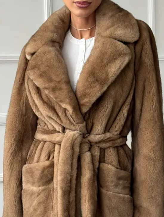 Полушубок норковый пастель с меховым поясом