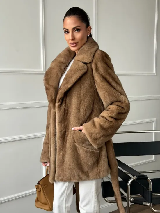 Полушубок норковый пастель с меховым поясом