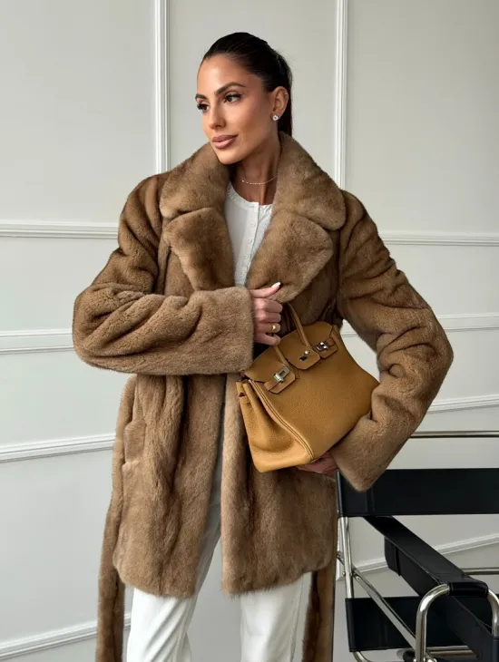 Полушубок норковый пастель с меховым поясом