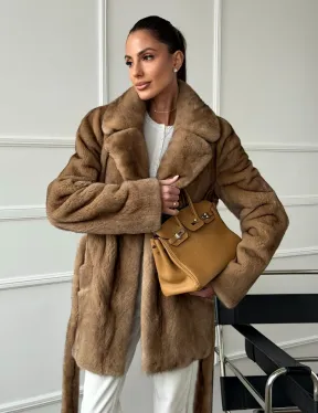 Полушубок норковый пастель с меховым поясом