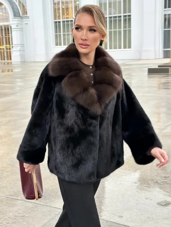 Черный норковый жакет с воротником куницы