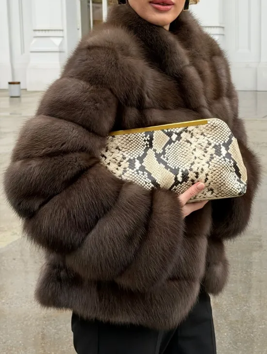 Меховой жакет из куницы