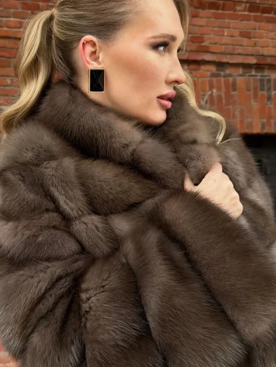 Меховой жакет из куницы
