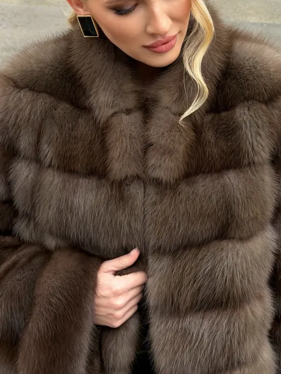 Меховой жакет из куницы