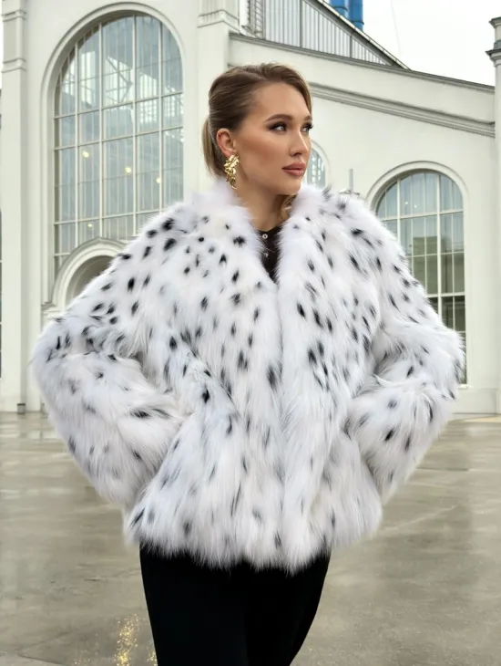 Шуба укороченная из арктической лисы под рысь - фото 17