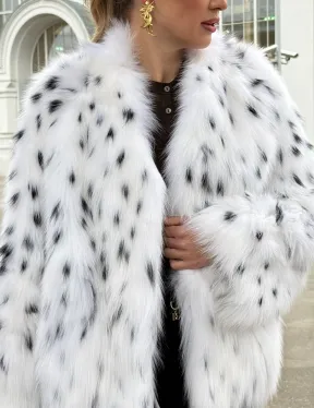 Шуба укороченная из арктической лисы под рысь