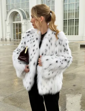 Шуба укороченная из арктической лисы под рысь