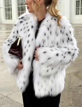 Шуба укороченная из арктической лисы под рысь