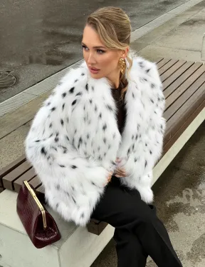 Шуба укороченная из арктической лисы под рысь