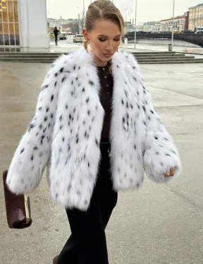 Шуба укороченная из арктической лисы под рысь