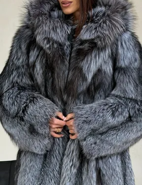 Шуба из натурального меха чернобурки с капюшоном