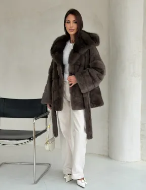 Меховой норковый полушубок с капюшоном куница