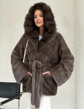 Меховой норковый полушубок с капюшоном куница