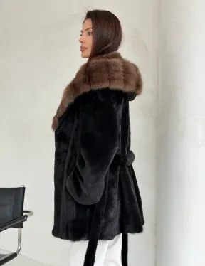 Черная шуба в роспуск с капюшоном соболь