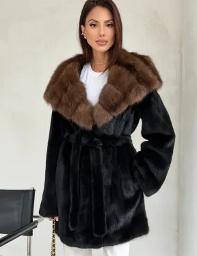 Черная шуба в роспуск с капюшоном соболь