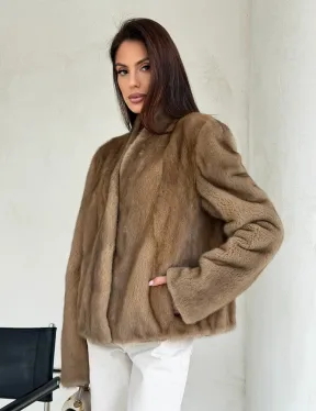 Укороченная шуба из натурального меха норки - пастель