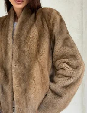 Укороченная шуба из натурального меха норки - пастель