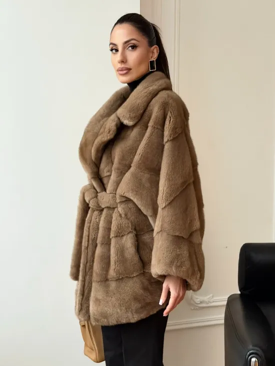 Норка пастель английский воротник летучая мышь