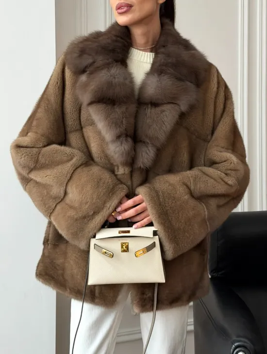 Норковый полушубок - воротник куница