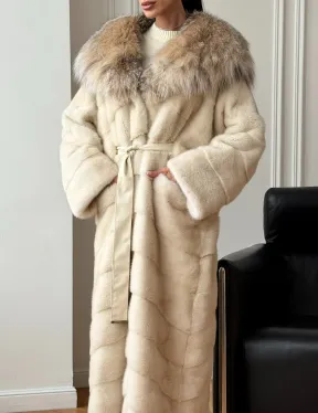 Длинная норковая шуба - капюшон из меха рыси