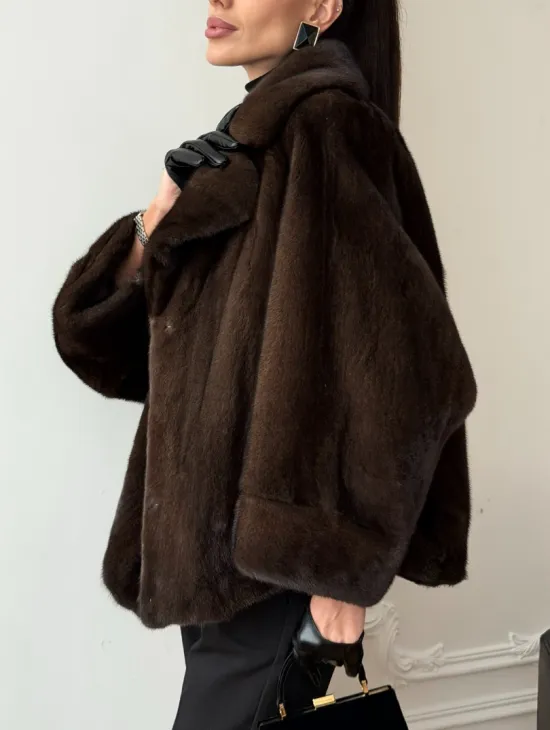 Короткая шуба из натурального меха норки