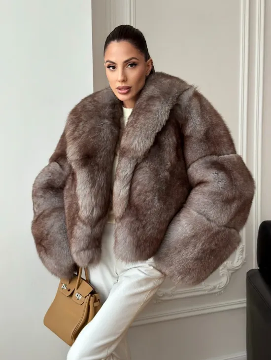 Короткая шуба из финского песца