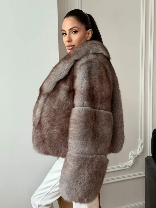 Короткая шуба из финского песца