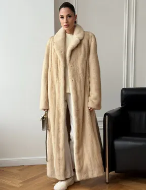 Длинная норковая шуба в натуральном цвете пастель