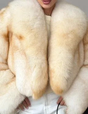 Шуба короткая из меха финского песца