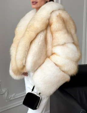 Шуба короткая из меха финского песца