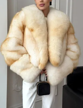 Шуба короткая из меха финского песца