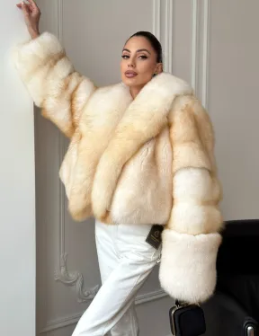 Шуба короткая из меха финского песца