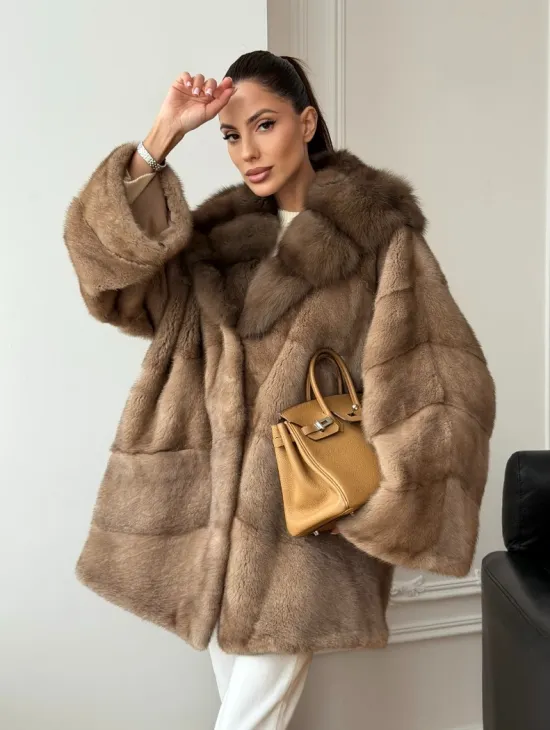 Шуба норковая с капюшоном куница