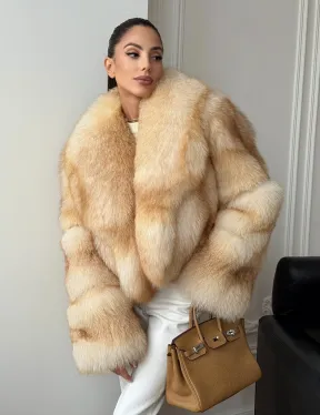 Полушубок-кроп с шалевым воротником из меха песца