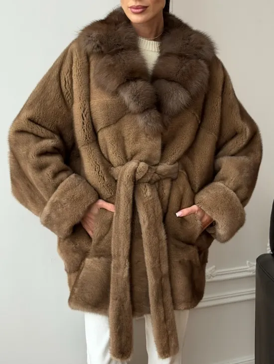 Шуба норка - воротник куница